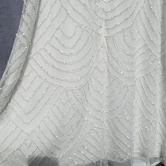 Adrianna Papell Dresses & Skirts - White Adriana Papell white beaded blouson dress